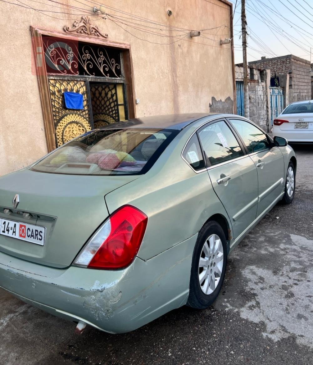 رينو سافران